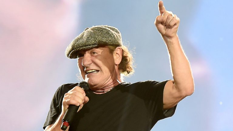¿Cómo llegó Brian Johnson a ser vocalista de AC/DC?