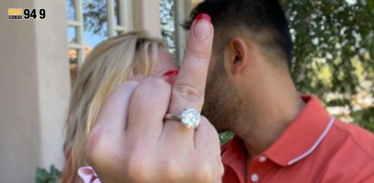 Britney Spears está comprometida