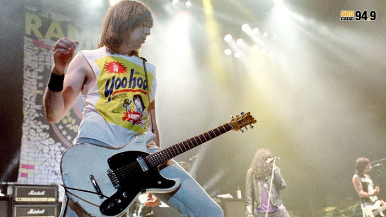 Este fue el precio en que se vendió la guitarra de Johnny Ramone