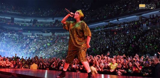 Billie Eilish abrirá el festival Glastonbury en 2022