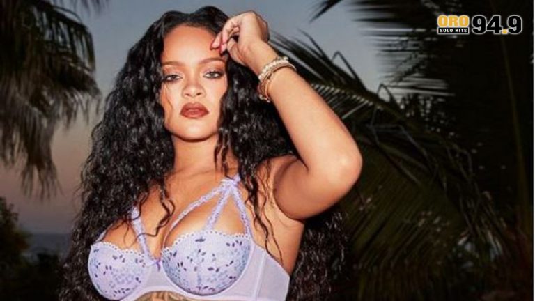 Rihanna inicia el año luciendo su cuerpo con una lencería muy sexy