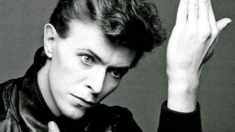 David Bowie recibe homenaje en el Paseo de la Fama