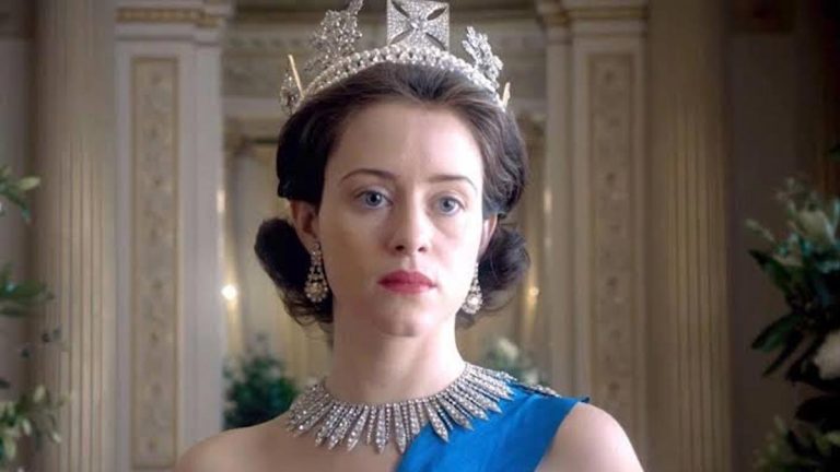 Isabel II: las series y películas que la han retratado
