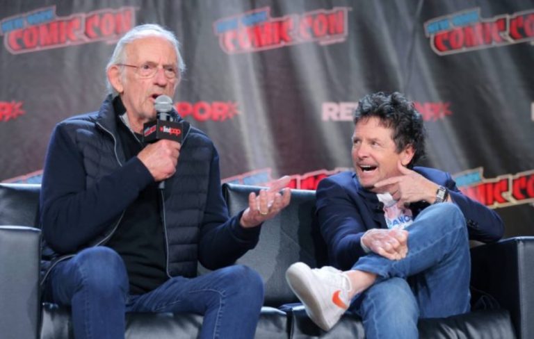 Michael J. Fox y Christopher Lloyd tienen emotiva reunión en el Comic Con de Nueva York 