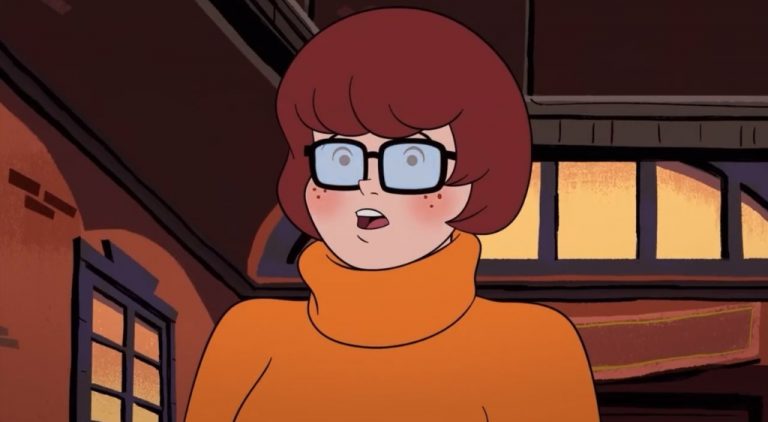 Celebran que Velma Dinkley de Scooby-Doo es  reconocida lesbiana