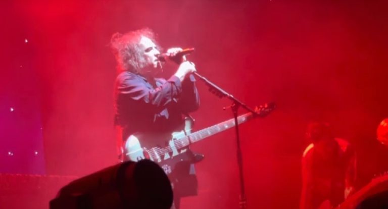 The Cure presenta nuevos temas en el inicio de su tour