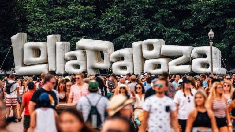 Revelan cartel de Lollapalooza