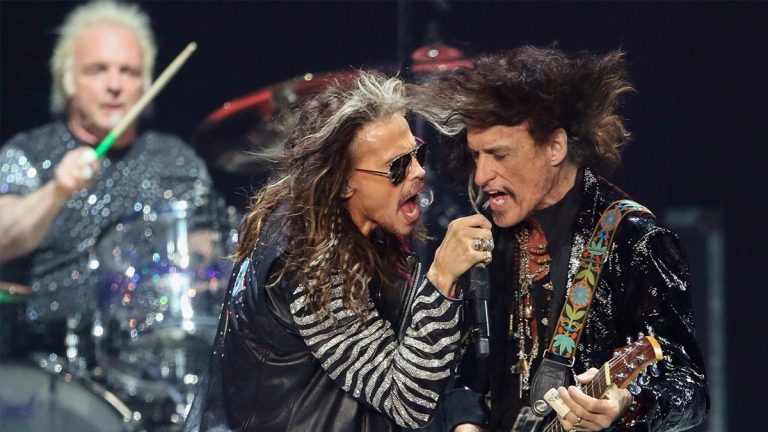 Aerosmith cancela en Las Vegas por enfermedad de Steven Tyler