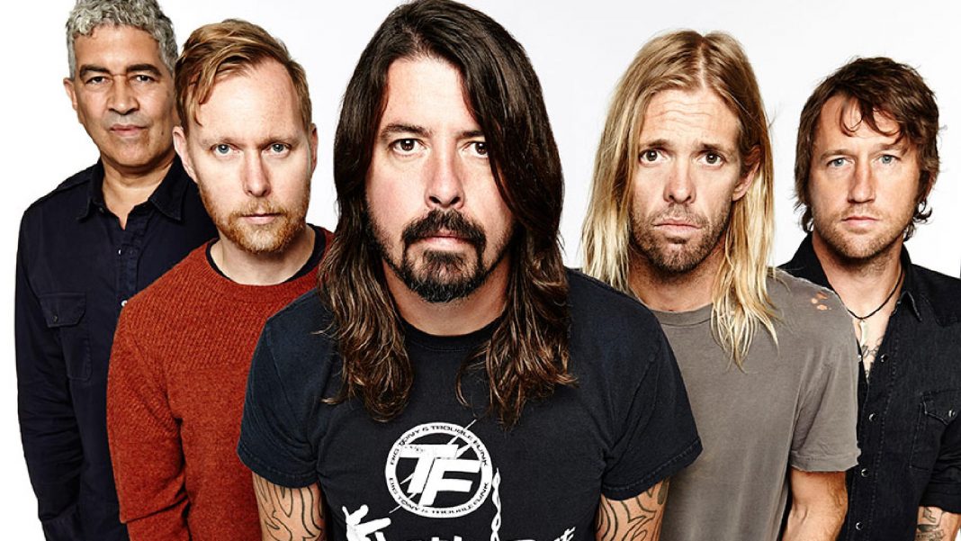 Foo Fighters publica adelanto de nueva canción