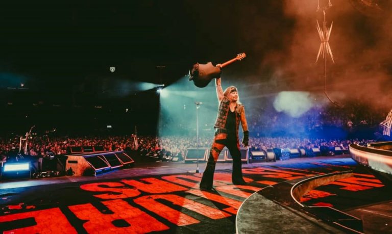 Mötley Crüe llena el Foro Sol de rock