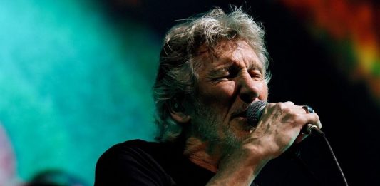 El polémico Roger Waters regrabó el legendario álbum “The Dark Side of the Moon”, sin ninguno de los integrantes de Pink Floyd.