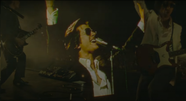 Arctic Monkeys estrena video musical