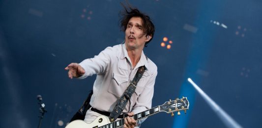 El músico británico, Justin Hawkins, habló recientemente sobre el guitarrista, John Frusciante, al quien criticó severamente.