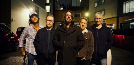 Foo Fighters estrena su álbum 'But Here We Are'