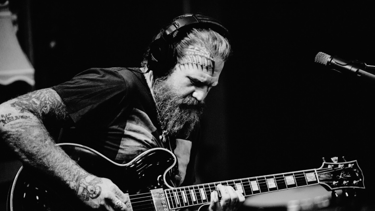 Brent Hinds falleció a los 51 años tras un accidente de moto en Atlanta, una noticia que fue confirmada por fuentes oficiales y la banda.