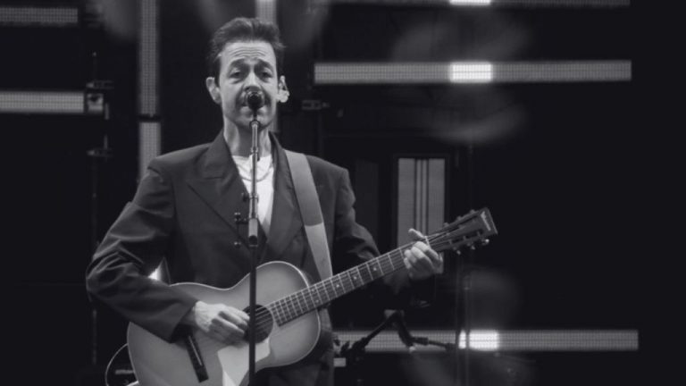 La actuación de Meme fue capturada en varios videos que se compartieron en TikTok, donde se puede ver la euforia de los asistentes.