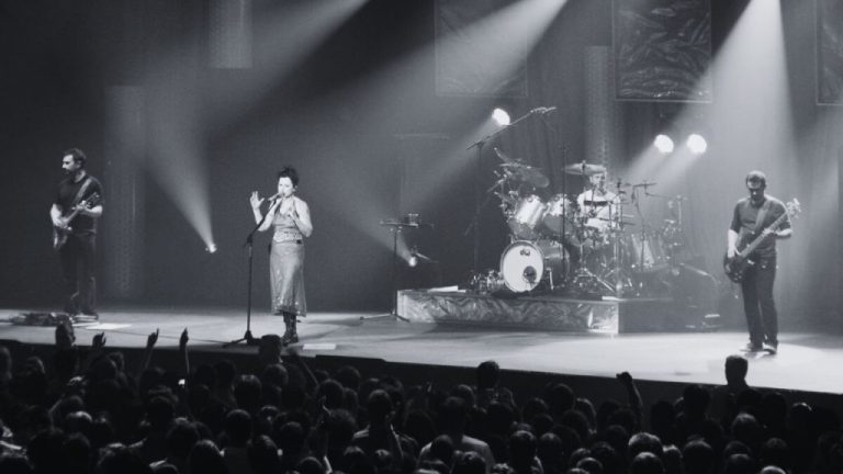 The Cranberries celebran 30 años de “No Need to Argue” con disco homenaje