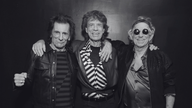 La denuncia señala que los Rolling Stones usaron sin autorización elementos clave de dos canciones de Angelslang en la creación de “Living in a Ghost Town”.