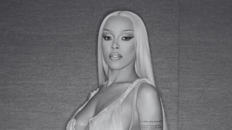 Doja señaló que su música cambia y evoluciona, pero siempre dentro de un marco urbano y pop; por lo que no experimentaría con música Country.