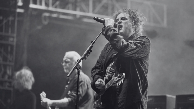 Se espera que este nuevo álbum sea anunciado oficialmente pronto y que sus canciones representen una evolución en el sonido de The Cure.