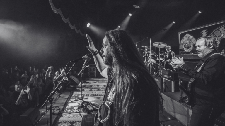 El momento fue muy significativo para Blackberry Smoke y para los fans presentes. Lo describieron como una noche inolvidable y llena de cariño.