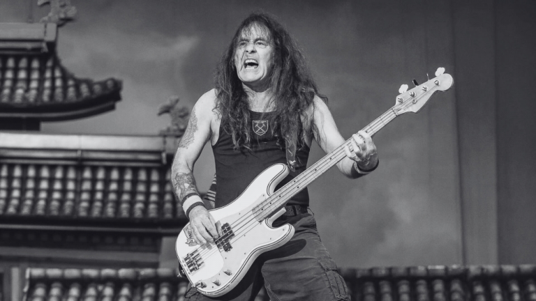 Steve Harris agregó que lo importante fue tener la mente fría y ser lo más objetivo posible para reconstruir la alineación más exitosa de la banda.