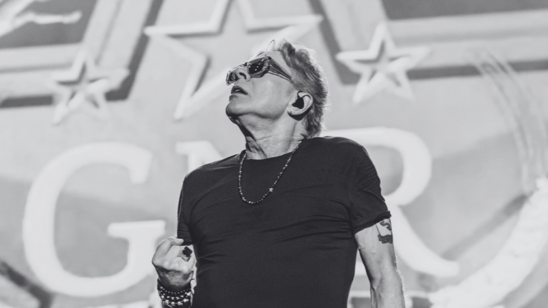 La gira incluye además presentaciones en estadios y grandes recintos como el Rose Bowl de Los Ángeles, donde Guns N' Roses volverá tras más de 30 años.