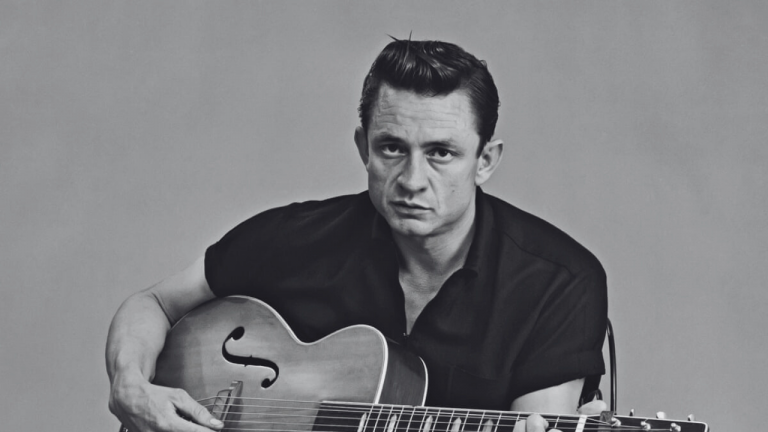 Los herederos de Johnny Cash solicitaron una orden judicial para retirar el comercial, indemnización económica y daños por violaciones.