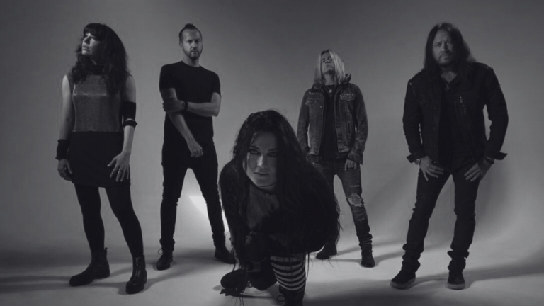 Amy Lee compartió su entusiasmo en Instagram: "Evanescence en The Game Awards... ¡y tal vez un sneak peek de la temporada 2 de Devil May Cry!".