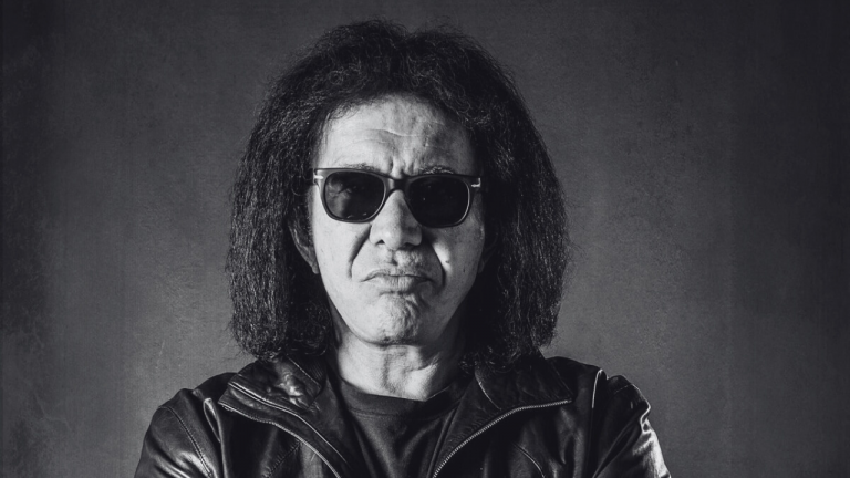 Gene Simmons matizó ahora que su intención nunca fue culpar a Ace ni empañar su legado. En cambio, era expresar dolor y aceptó haber elegido mal las palabras.