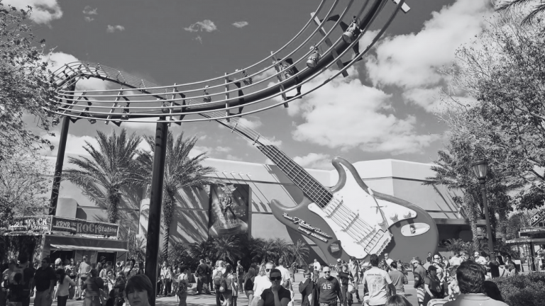 El cierre de la montaña rusa de Aerosmith en Disney’s Hollywood Studios marcará el fin de casi tres décadas de colaboración entre la banda y el parque